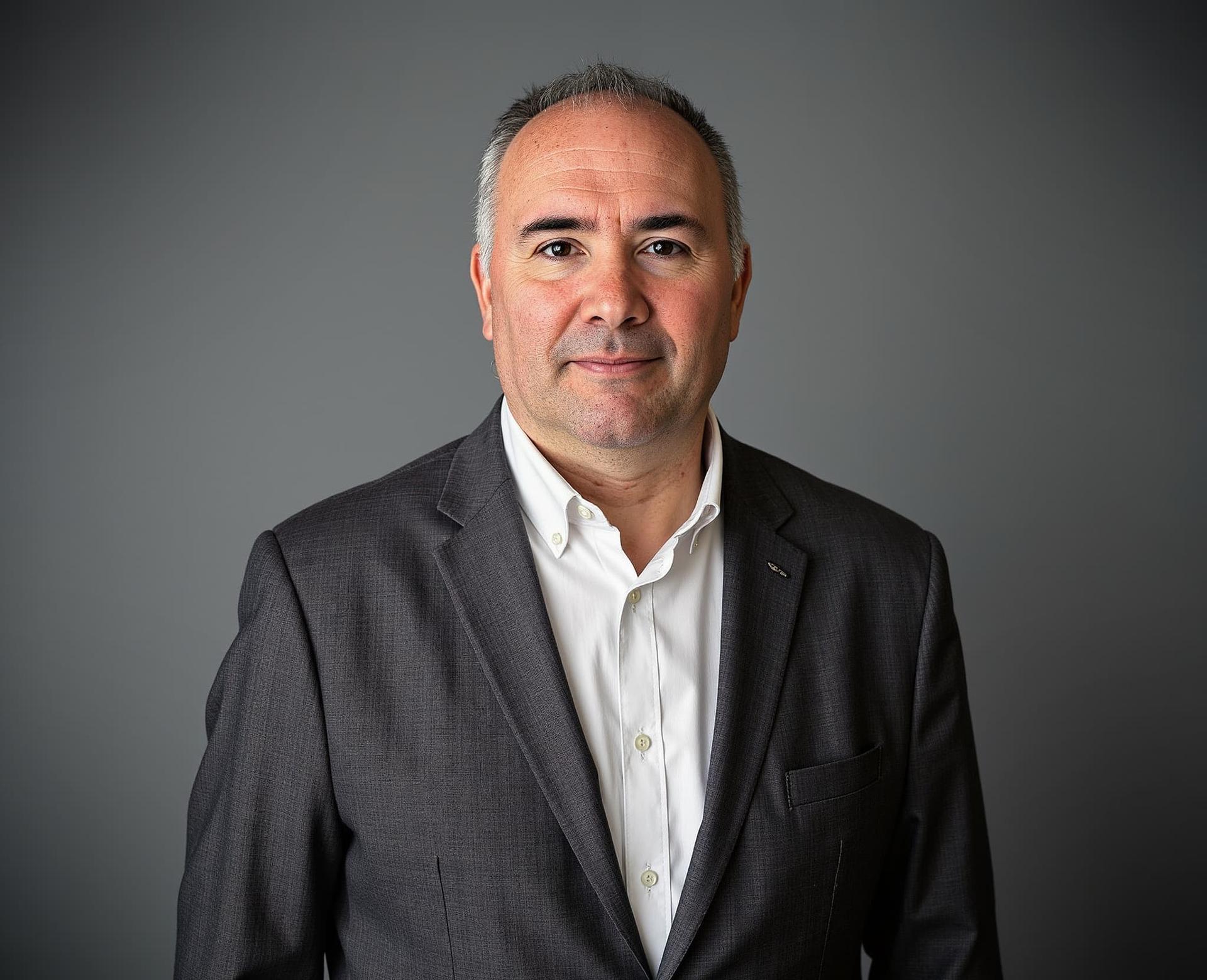 Sean Watts - Senior Residential Conveyancing Solicitor at PDA Law