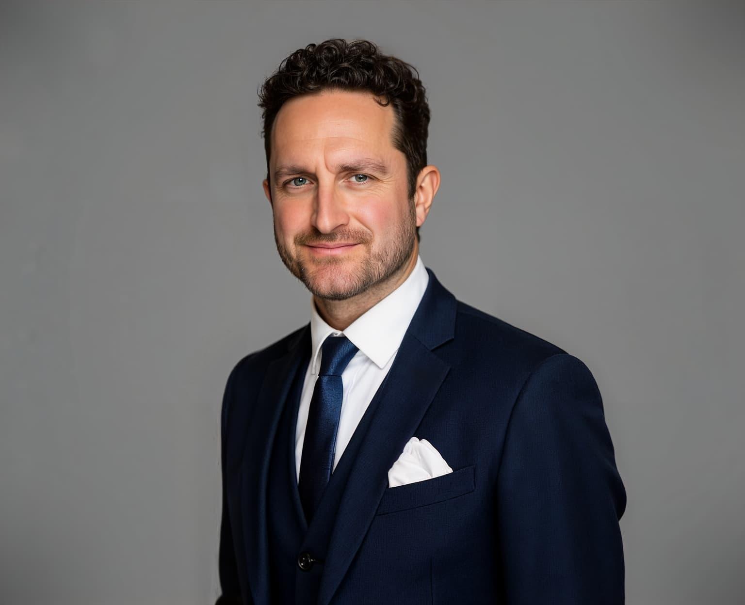 Darren Steele - Senior Private Client Executive at PDA Law